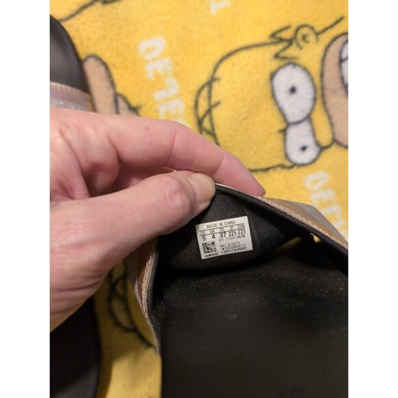 adidas Adilette Comfort Womens Size 5 Slides Sandals B75679 - Picture 6 of 10